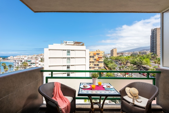 Imagen de la habitación del Apartamentos Comodoro, Los Cristianos. Foto 2