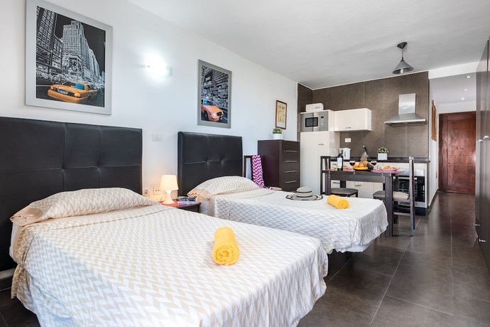 Imagen de la habitación del Apartamentos Comodoro, Los Cristianos. Foto 9