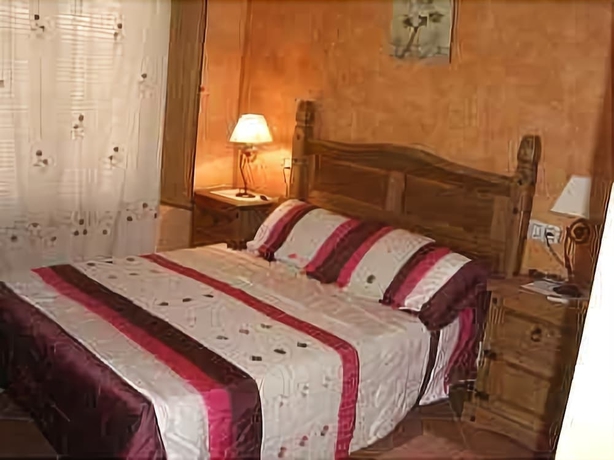 Imagen de la habitación del Apartamentos Complejo Peñafiel Caceres. Foto 5