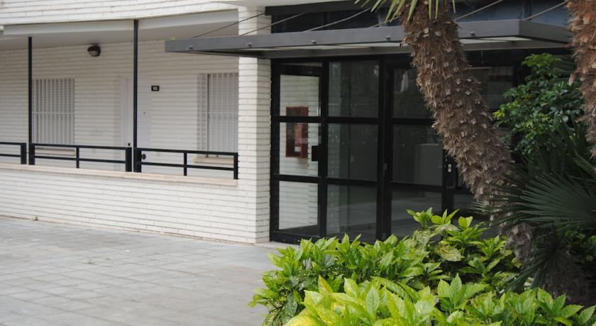 Imagen general del Apartamentos Complejo Riviera. Foto 7