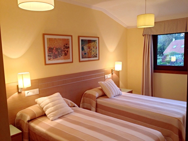 Imagen de la habitación del Apartamentos Complejo Turístico Raeiros. Foto 6