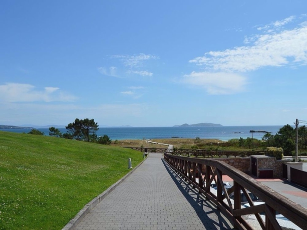 Imagen de los exteriores del Apartamentos Complejo Turístico Raeiros. Foto 8