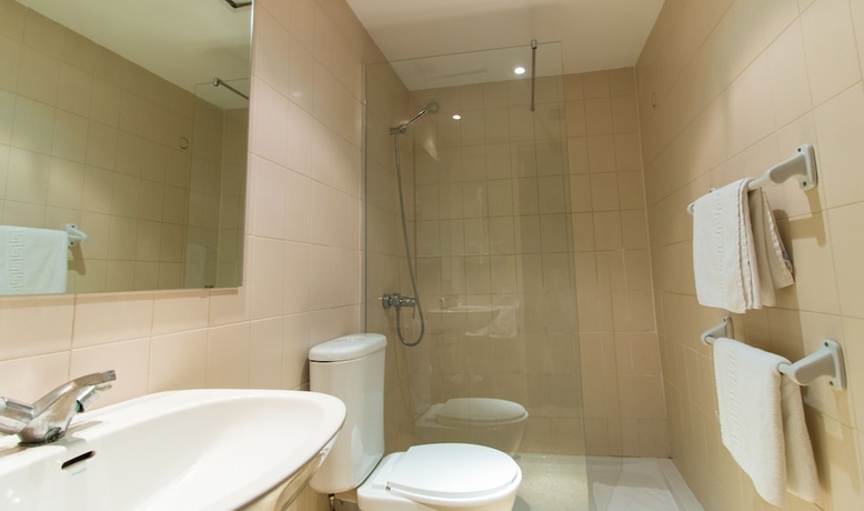 Imagen de la habitación del Apartamentos Comte d'Empuries. Foto 10