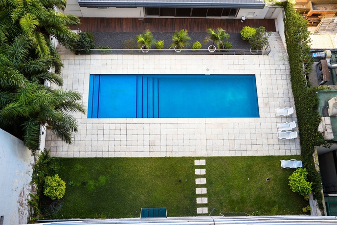 Imagen de la piscina del Apartamentos Concord Callao By Recoleta Apartments. Foto 13