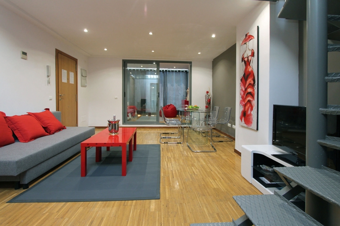 Imagen de los interiores del Apartamentos Conde Duque. Foto 15