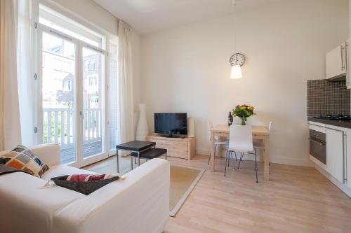 Imagen de los interiores del Apartamentos Congress Centre. Foto 9