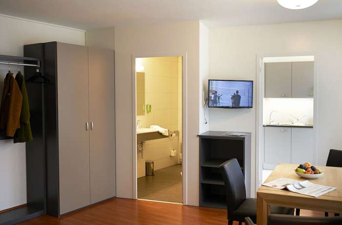Imagen de la habitación del Apartamentos Congress by Hotel du Commerce. Foto 13