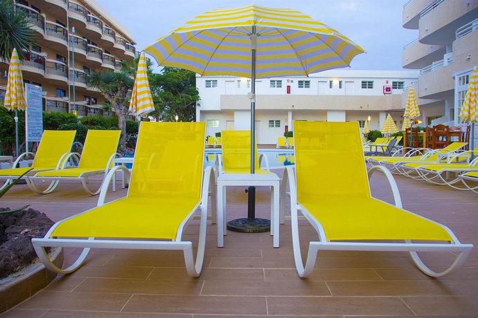 Imagen general del Apartamentos Coral California. Foto 2