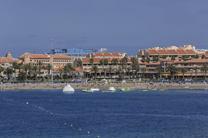 Imagen de los exteriores del Apartamentos Coral Compostela Beach. Foto 9