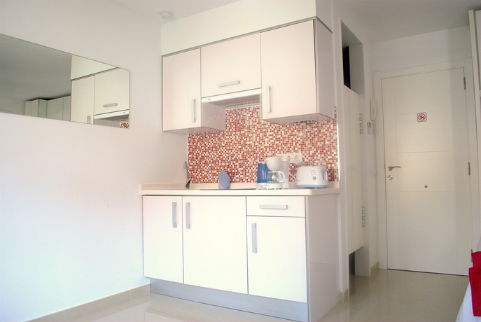 Imagen de la habitación del Apartamentos Coral Compostela Beach. Foto 7