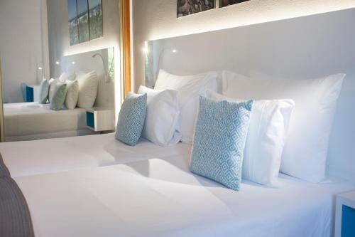 Imagen general del Apartamentos Coral Compostela Beach Golf. Foto 4