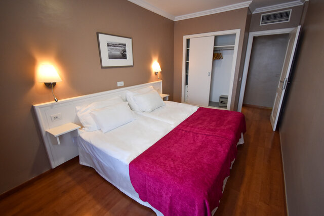 Imagen de la habitación del Apartamentos Coral La Quinta Park Suites. Foto 3