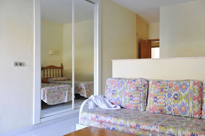 Imagen de los interiores del Apartamentos Coral Teide Mar. Foto 5