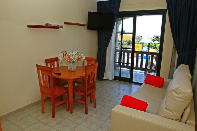 Imagen de los interiores del Apartamentos Coral do Mar II. Foto 7