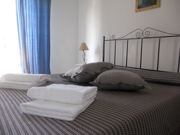Imagen de la habitación del Apartamentos Coralli Di Mare. Foto 4