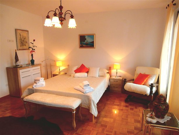 Imagen de la habitación del Apartamentos Cordis. Foto 9