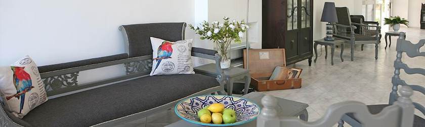 Imagen de los interiores del Apartamentos Corina Suites. Foto 20