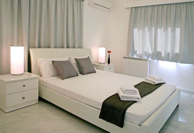 Imagen de la habitación del Apartamentos Corina Suites. Foto 4