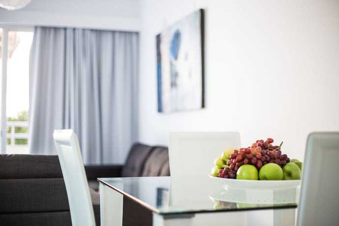 Imagen de la habitación del Apartamentos Corina Suites. Foto 5