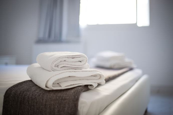 Imagen de la habitación del Apartamentos Corina Suites. Foto 15