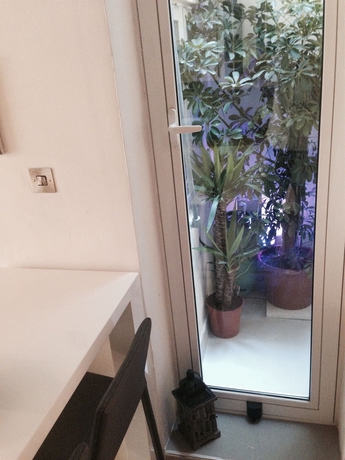 Imagen de los exteriores del Apartamentos Cornelius Valletta Properties. Foto 9