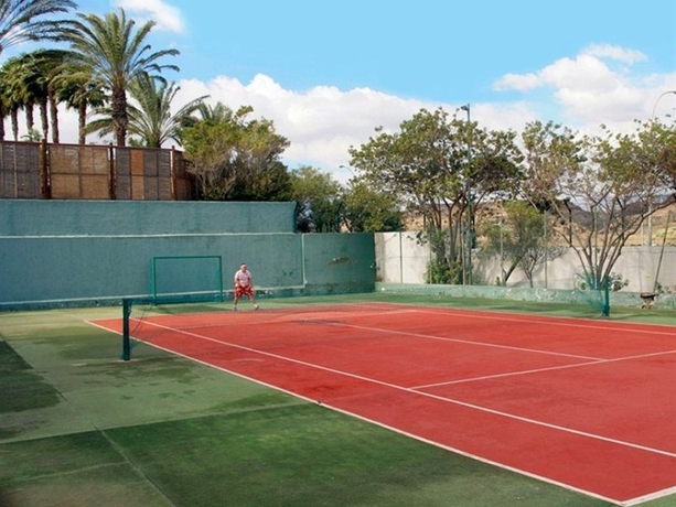 Imagen general del Apartamentos Corona Roja. Foto 5