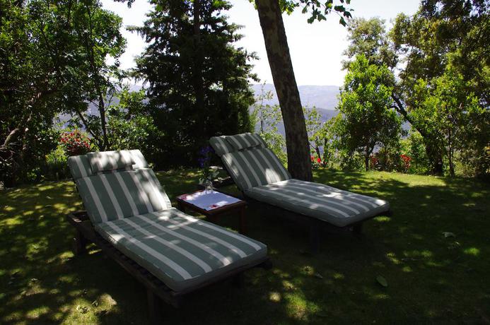 Imagen de los exteriores del Apartamentos Cortijo Prado Toro. Foto 25