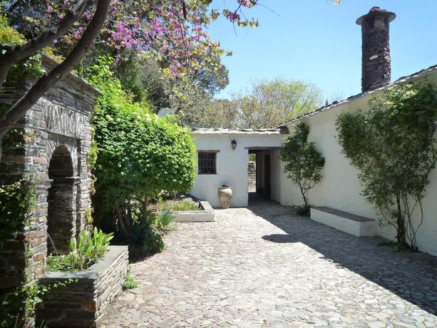 Imagen de los exteriores del Apartamentos Cortijo Prado Toro. Foto 27