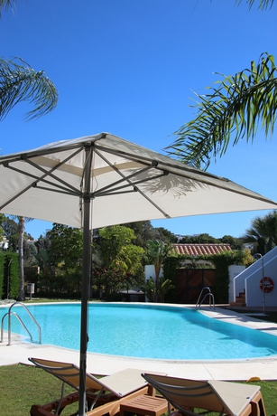 Imagen de la piscina del Apartamentos Cortijo del Mar Resort. Foto 14