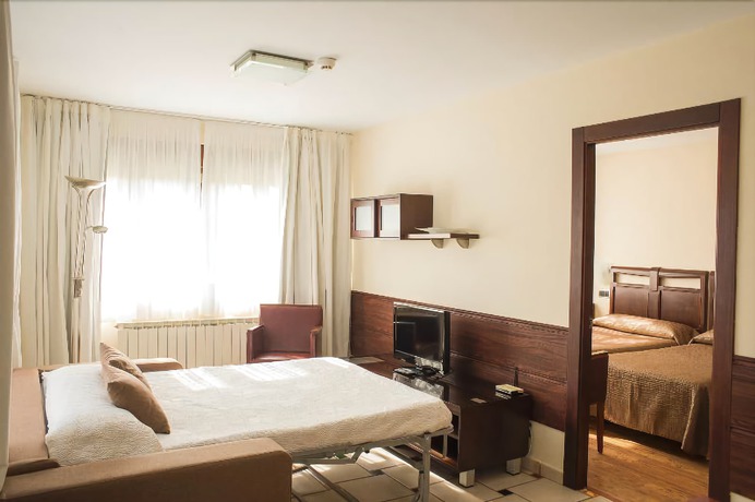 Imagen de la habitación del Apartamentos Costa Esmeralda. Foto 3