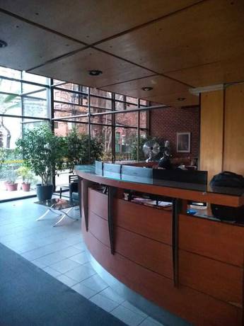Imagen de los interiores del Apartamentos Costanera Centre. Foto 20