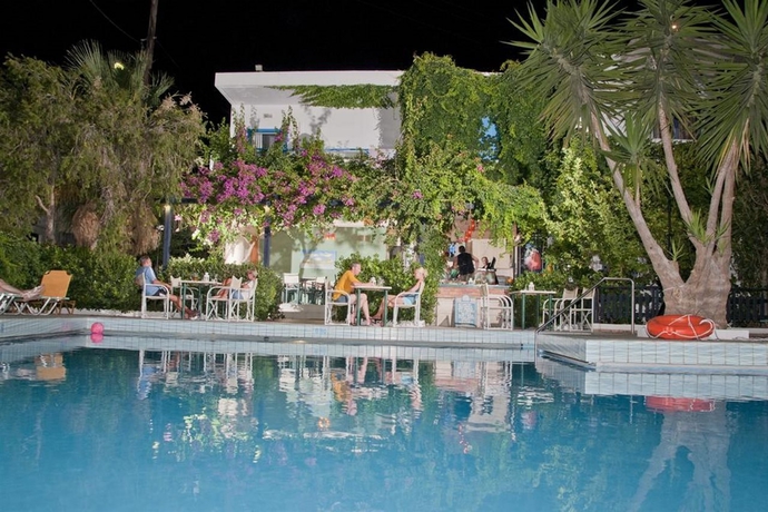 Imagen general del Apartamentos Costas and Chrysoula. Foto 6