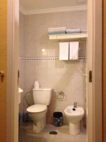 Imagen general del Apartamentos Cris-Sol. Foto 8