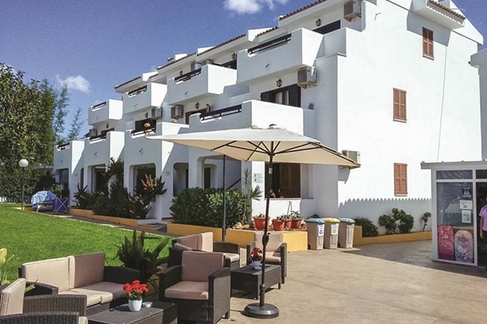 Imagen general del Apartamentos Cristina, Cala Millor. Foto 6