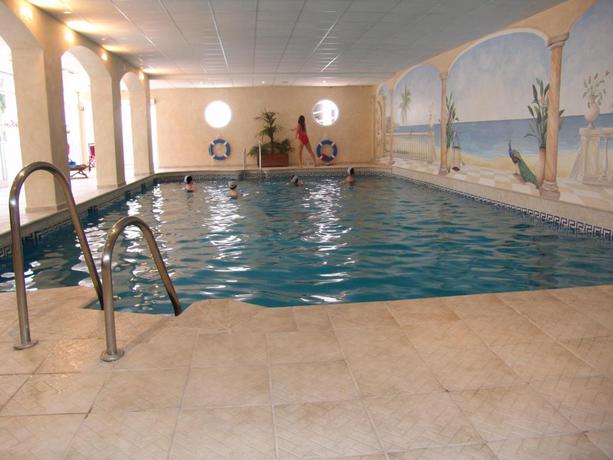 Imagen de los interiores del Apartamentos Crown Resorts Club Marbella. Foto 16