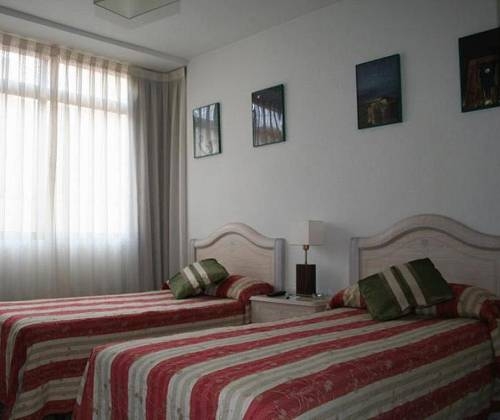 Imagen general del Apartamentos Cuatro Caminos. Foto 2