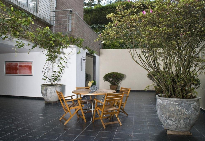 Imagen de los exteriores del Apartamentos Cyan Suites. Foto 5