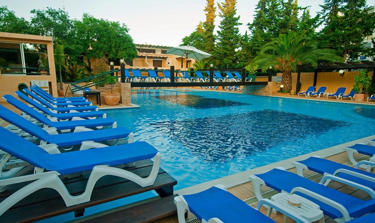 Imagen de la piscina del Apartamentos Da Balaia. Foto 12