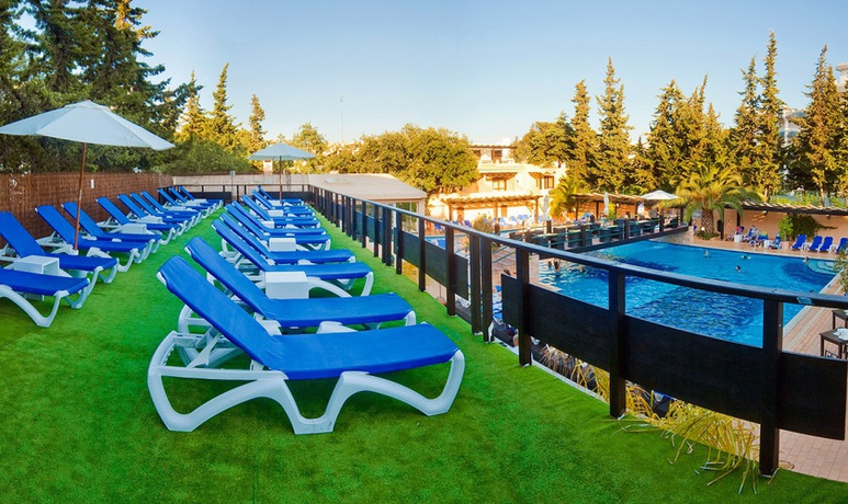 Imagen de la piscina del Apartamentos Da Balaia. Foto 13