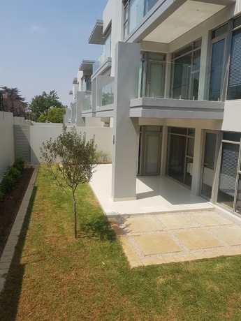 Imagen de los exteriores del Apartamentos Daisy Place. Foto 17