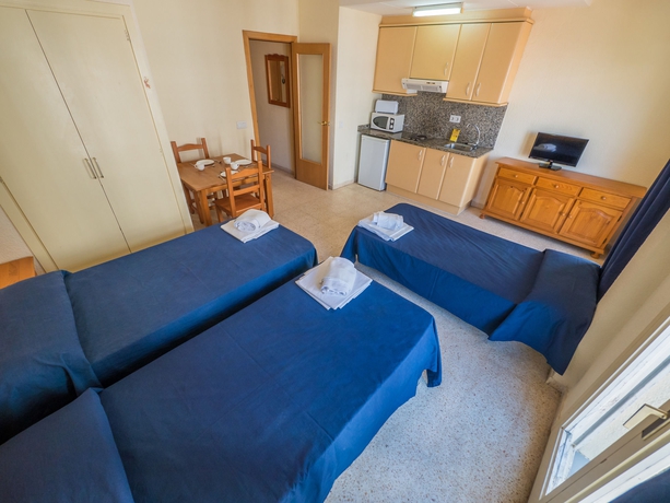 Imagen de la habitación del Apartamentos Dalia, Lloret de Mar. Foto 12