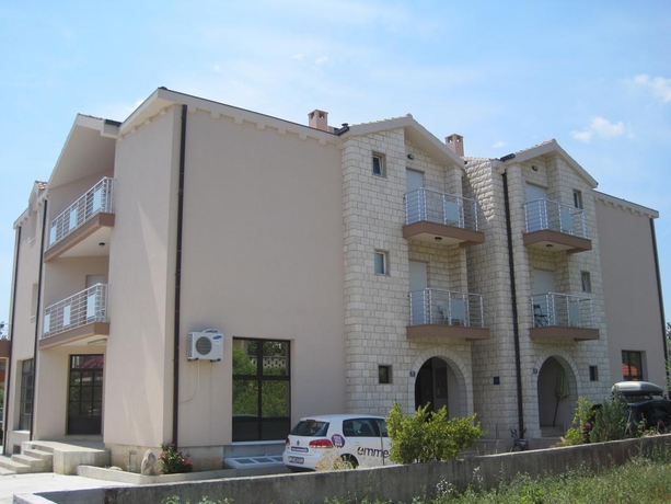 Imagen general del Apartamentos Dalmatino. Foto 4