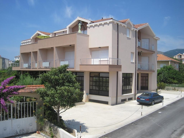 Imagen general del Apartamentos Dalmatino. Foto 5