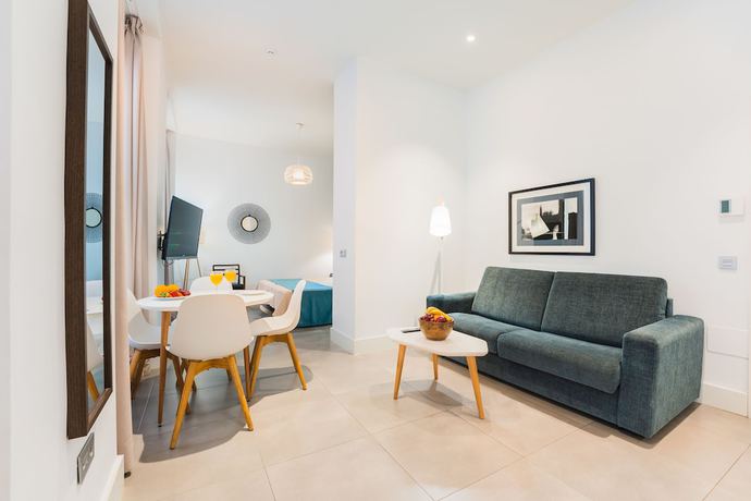 Imagen de la habitación del Apartamentos Debambú Larios. Foto 13