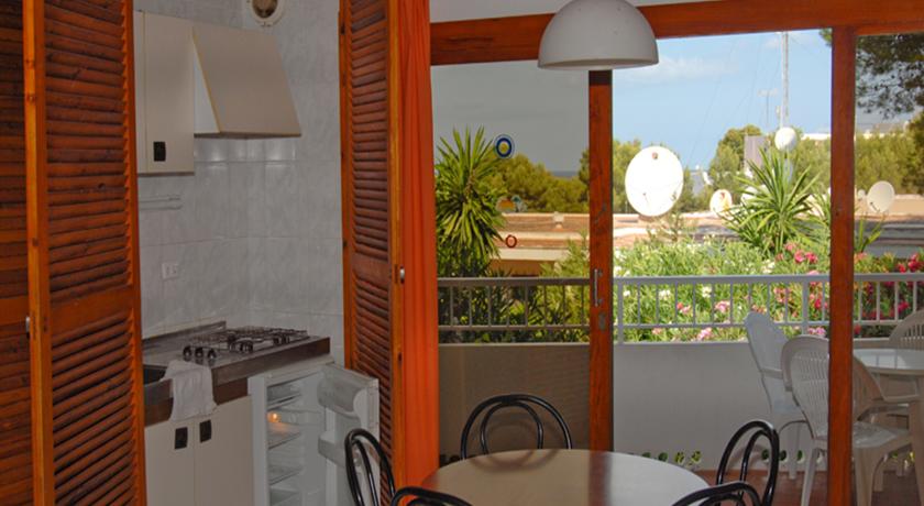 Imagen general del Apartamentos Del Rey, Cala Portinatx. Foto 4