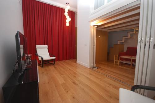 Imagen de los interiores del Apartamentos Descalzos, Centro Hist&oacute;rico Sevilla. Foto 8