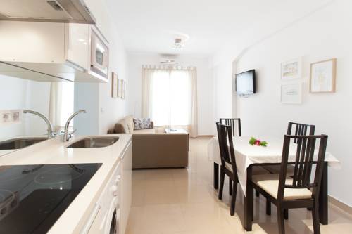 Imagen de los interiores del Apartamentos Diaber Laraña. Foto 12