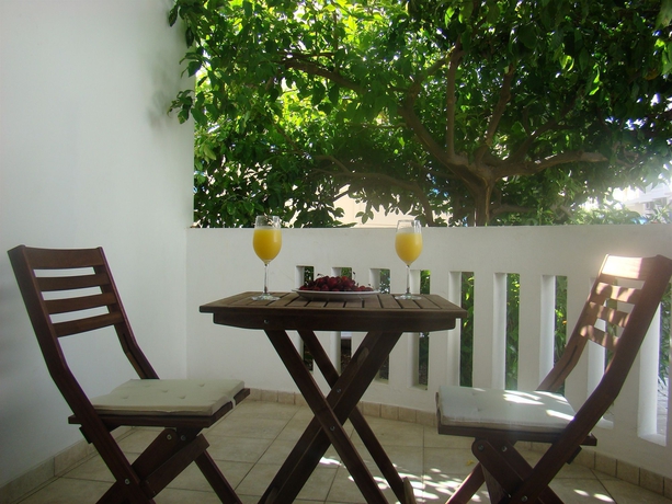 Imagen de los exteriores del Apartamentos Diamond Apartments & Suites. Foto 9