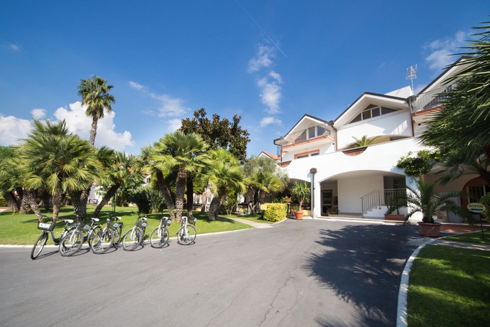 Imagen general del Apartamentos Diano Sporting. Foto 2