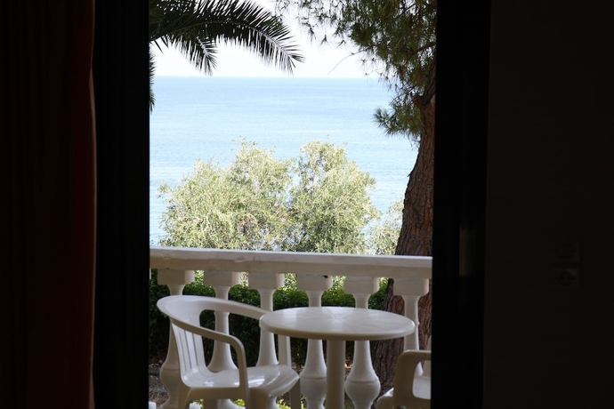 Imagen de la habitación del Apartamentos Dimitra Studios. Foto 13